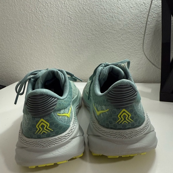 Hoka challenger atr 7Women's Athletic Shoes in Teal and Gray - Picture 6 of 12